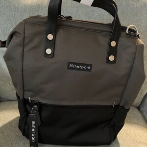 Sherpani “Dispatch” convertible bag